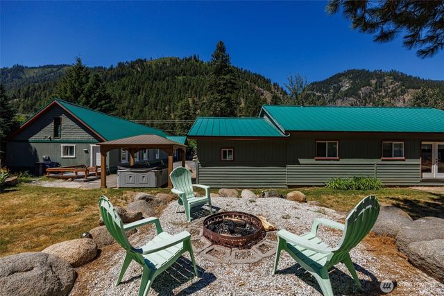 9029 Icicle RD, Leavenworth, WA 98826
