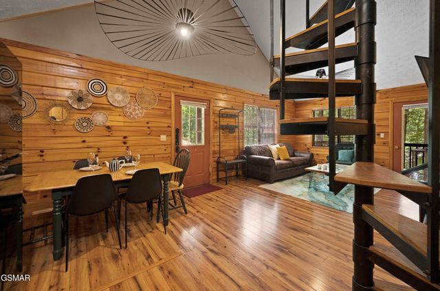 1503 Squirrel Nest Way, Sevierville, TN 37876