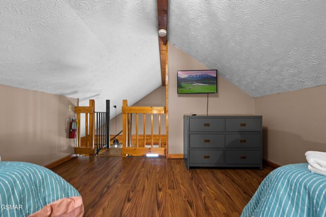 1503 Squirrel Nest Way, Sevierville, TN 37876