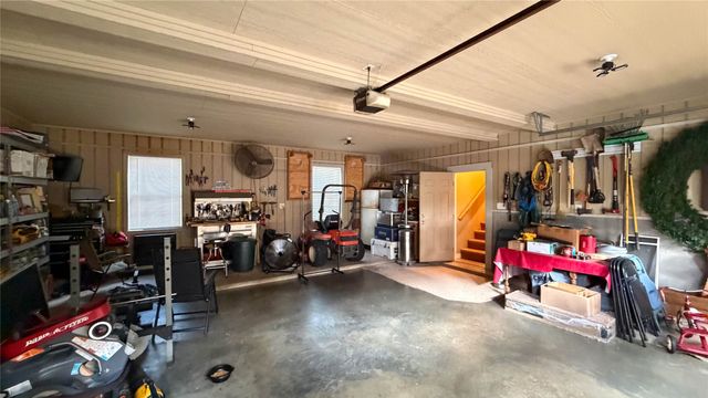 781 Beaver Lake Drive, Texarkana, TX 75501