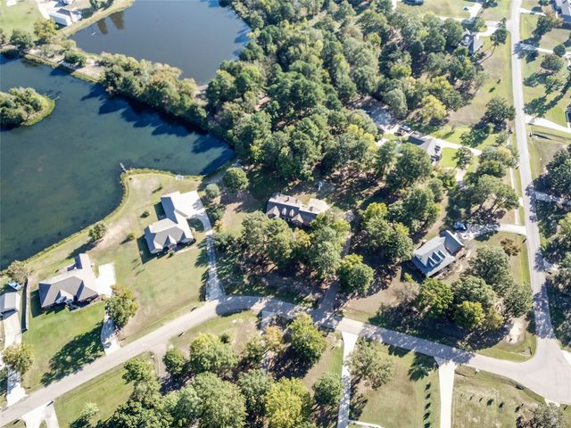 781 Beaver Lake Drive, Texarkana, TX 75501