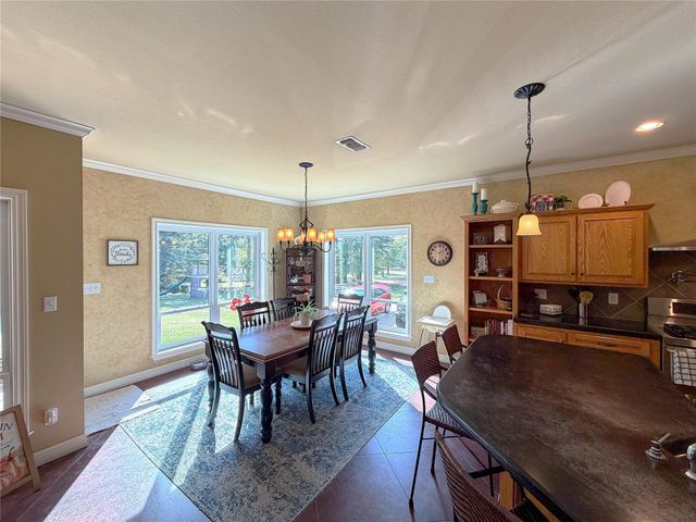 781 Beaver Lake Drive, Texarkana, TX 75501