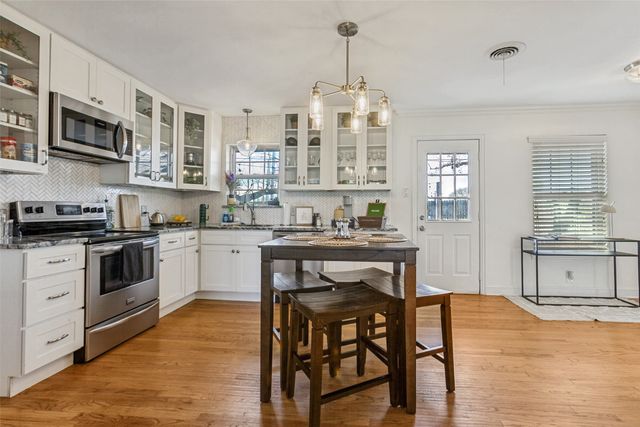 523 Westwood Drive, Richardson, TX 75080