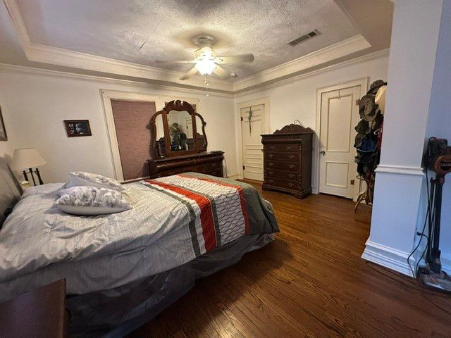 3620 Meadowbrook Dr, Fort Worth, TX 75103