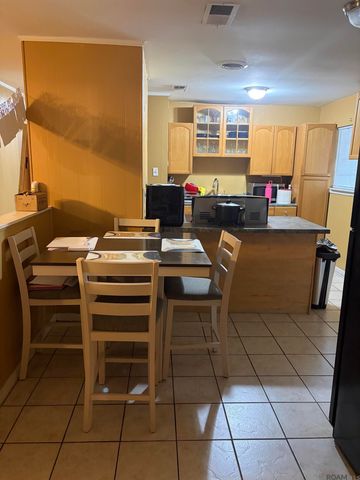 6801 Oak Park Dr, Baton Rouge, LA 70812