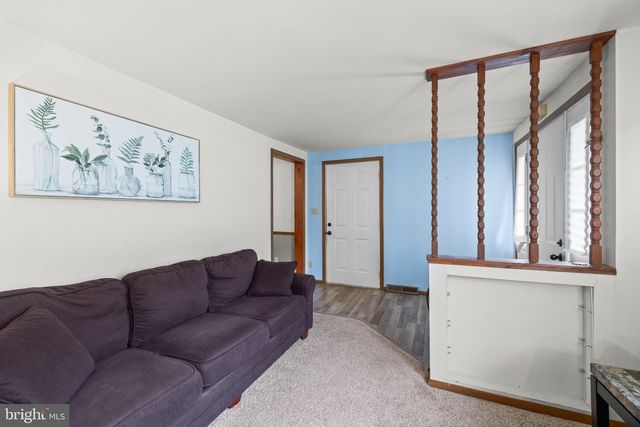 9 RASPBERRY DR, Mechanicsburg, PA 17050