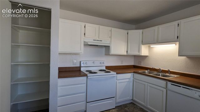 3450 Cochran Drive A, Colorado Springs, CO 80916