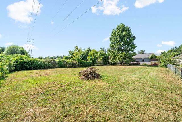 1628 Hannibal Dr, Oak Grove, KY 42262