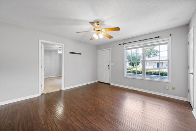 1628 Hannibal Dr, Oak Grove, KY 42262