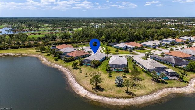 2067 Antigua LN, Naples, FL 34120