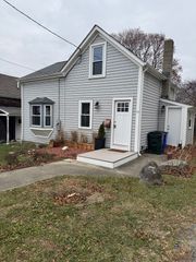 44 Assonet St., Fall River, MA 02724
