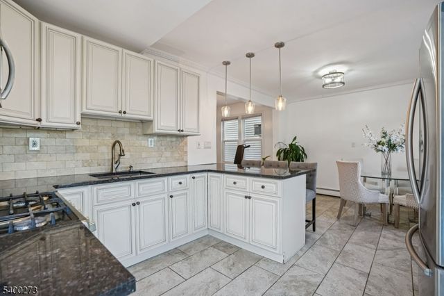 113 Valley Rd, Clifton City, NJ 07013