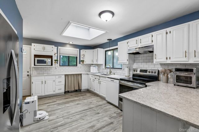 25 E Croton Drive, Carmel, NY 10512