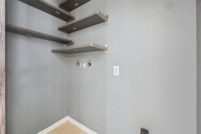 539 KNIGHTSBRIDGE CIRCLE, Davenport, FL 33896