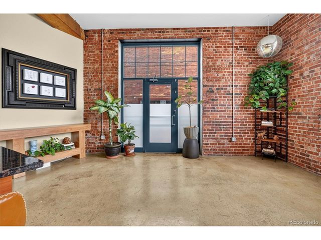 2500 Walnut St 102, Denver, CO 80205