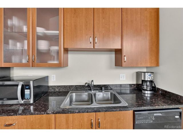 2500 Walnut St 102, Denver, CO 80205