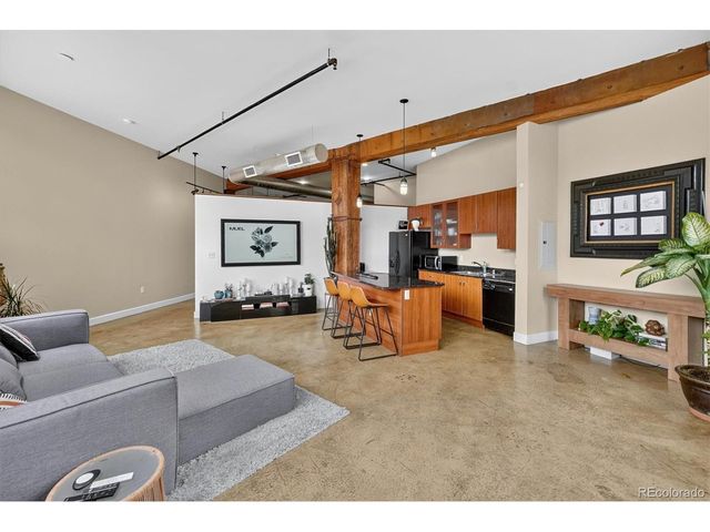 2500 Walnut St 102, Denver, CO 80205
