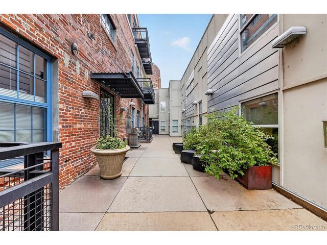 2500 Walnut St 102, Denver, CO 80205