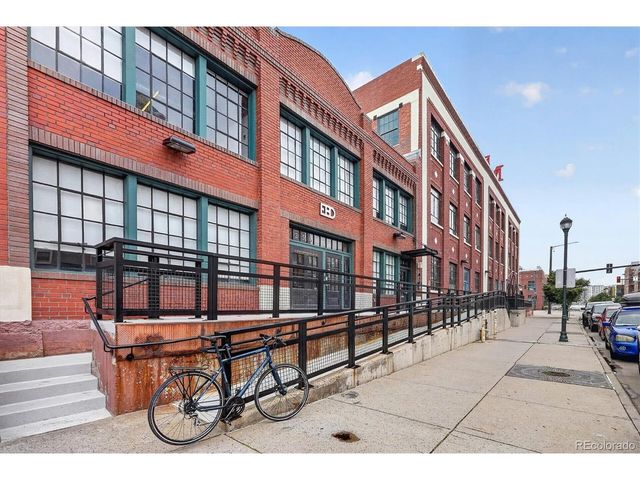 2500 Walnut St 102, Denver, CO 80205