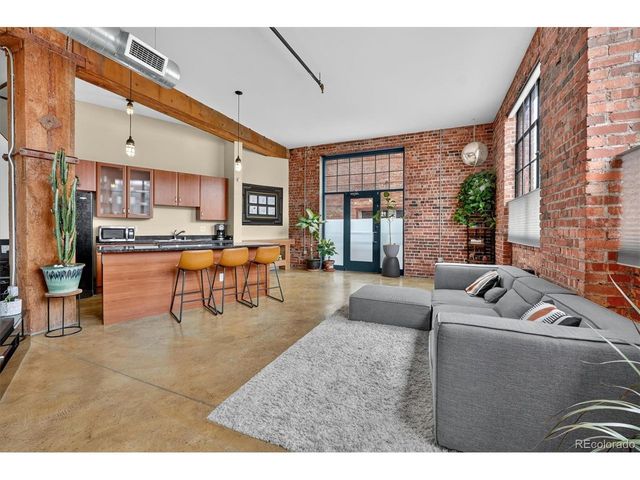 2500 Walnut St 102, Denver, CO 80205