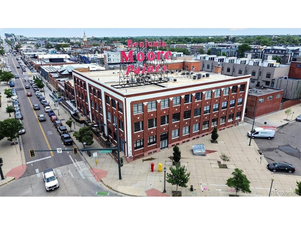 2500 Walnut St 102, Denver, CO 80205