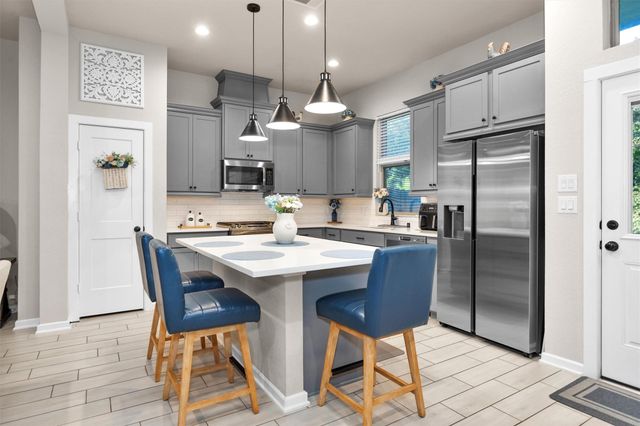 579 Long Leaf Pine Drive, Montgomery, TX 77316