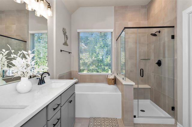 579 Long Leaf Pine Drive, Montgomery, TX 77316