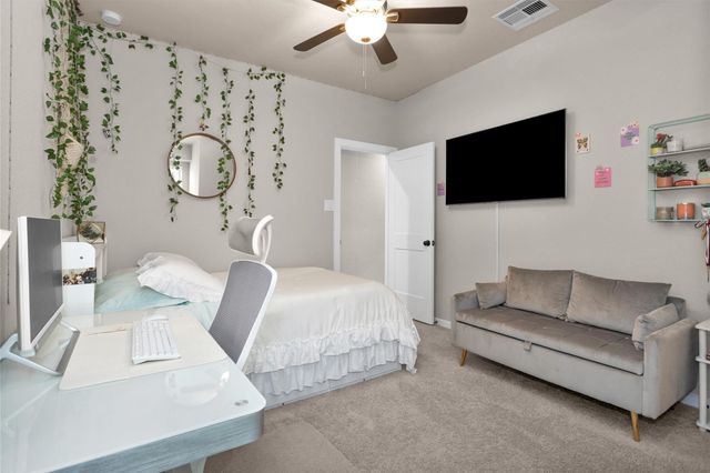 579 Long Leaf Pine Drive, Montgomery, TX 77316