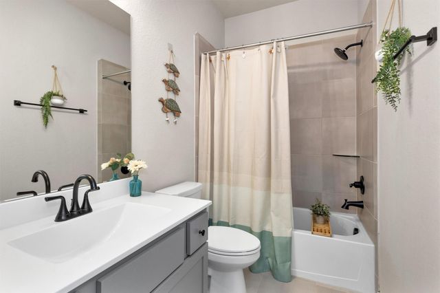 579 Long Leaf Pine Drive, Montgomery, TX 77316