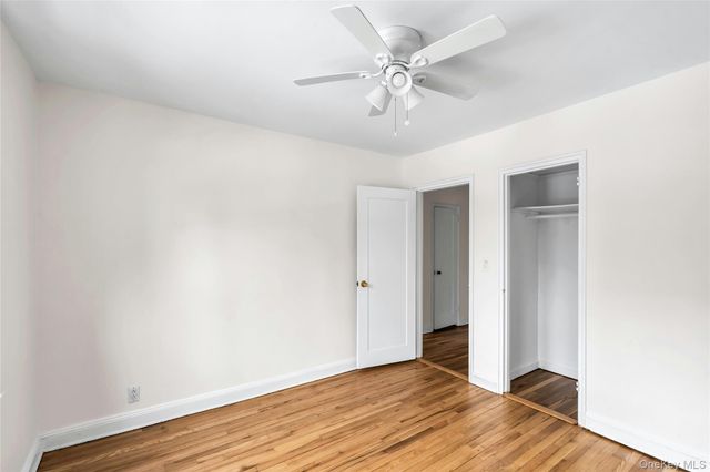 3 Edwards Street 1 G, Roslyn Heights, NY 11577