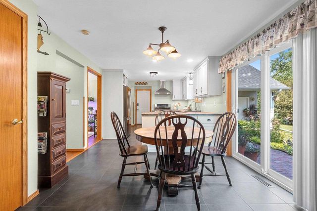 N254 MEADOWBREEZE COURT, Appleton, WI 54915