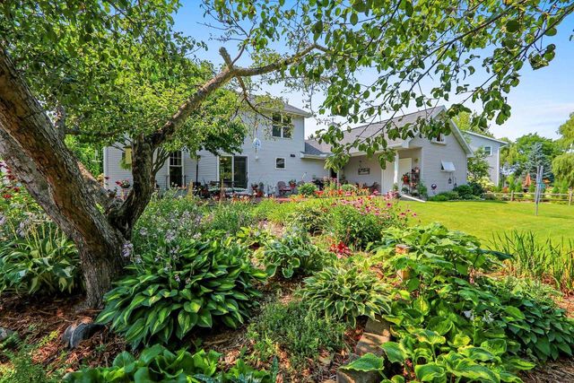 N254 MEADOWBREEZE COURT, Appleton, WI 54915