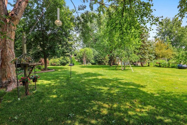 N254 MEADOWBREEZE COURT, Appleton, WI 54915