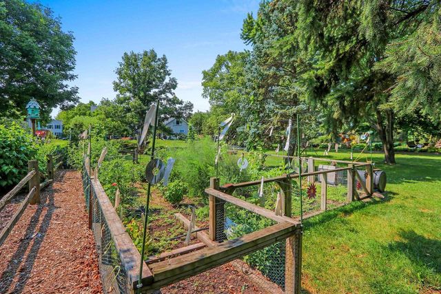 N254 MEADOWBREEZE COURT, Appleton, WI 54915