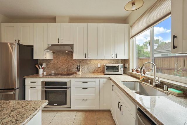 4311 Chariot Ct, Stockton, CA 95219