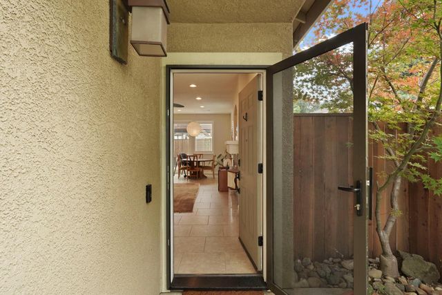 4311 Chariot Ct, Stockton, CA 95219