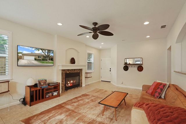 4311 Chariot Ct, Stockton, CA 95219