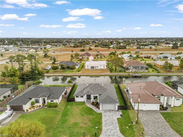 1015 SW 8th CT, Cape Coral, FL 33991