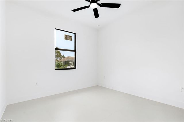 1015 SW 8th CT, Cape Coral, FL 33991