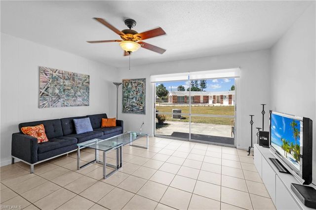 864 Courtington LN 3, Fort Myers, FL 33919