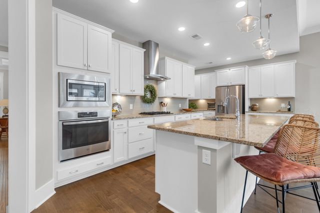 3008 Aura Lane, Summerville, SC 29483