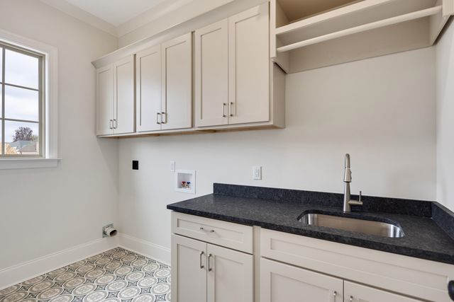 318 BECKHAM DR, Collierville, TN 38017