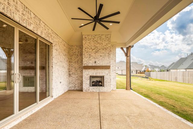 318 BECKHAM DR, Collierville, TN 38017