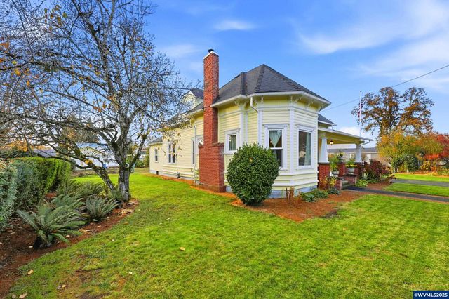 38808 N Main St, Scio, OR 97374