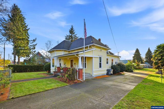 38808 N Main St, Scio, OR 97374