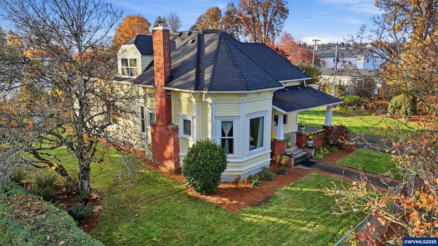 38808 N Main St, Scio, OR 97374