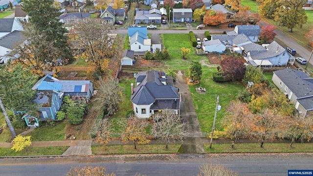 38808 N Main St, Scio, OR 97374