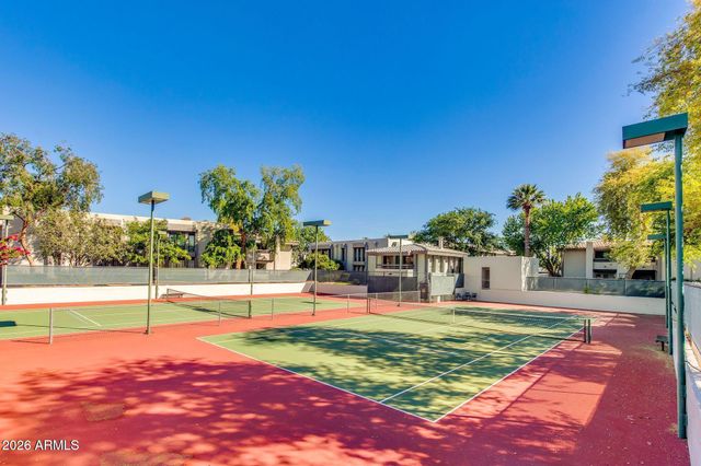 5225 N 24TH Street 102, Phoenix, AZ 85016