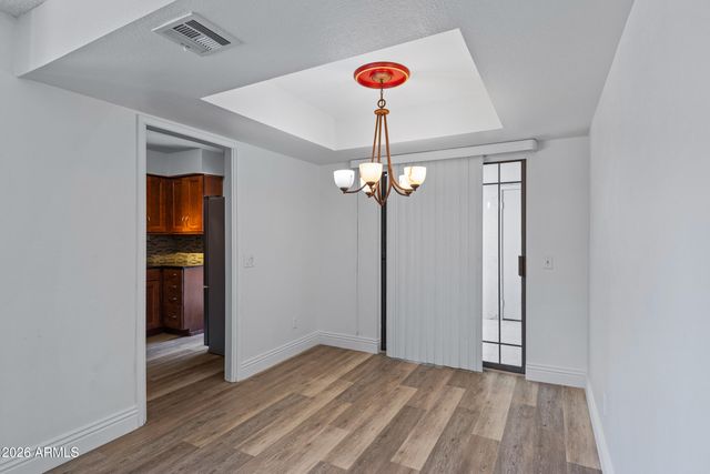 5225 N 24TH Street 102, Phoenix, AZ 85016