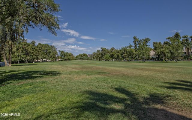 5225 N 24TH Street 102, Phoenix, AZ 85016